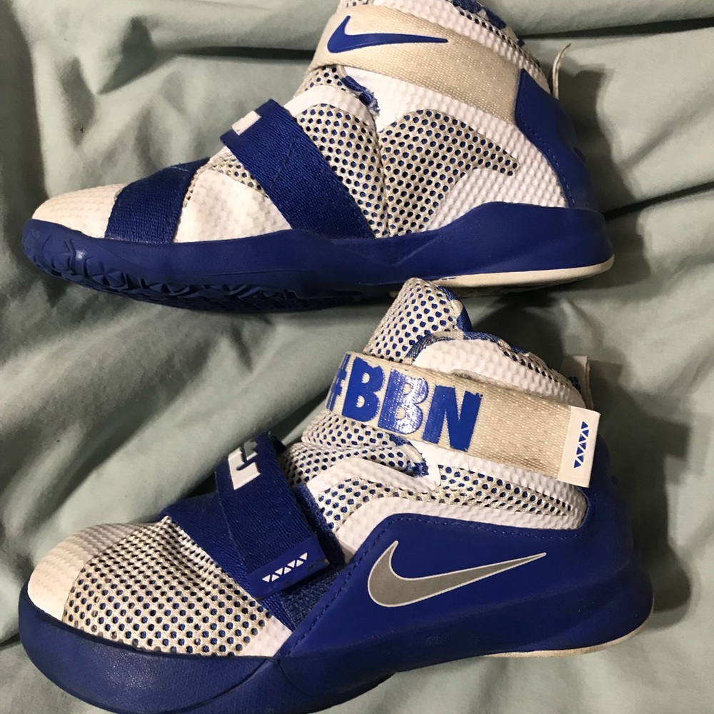 Size 10c toddler LeBron James KY blue